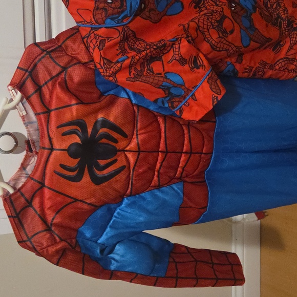 Spiderman - Picture 3 of 3